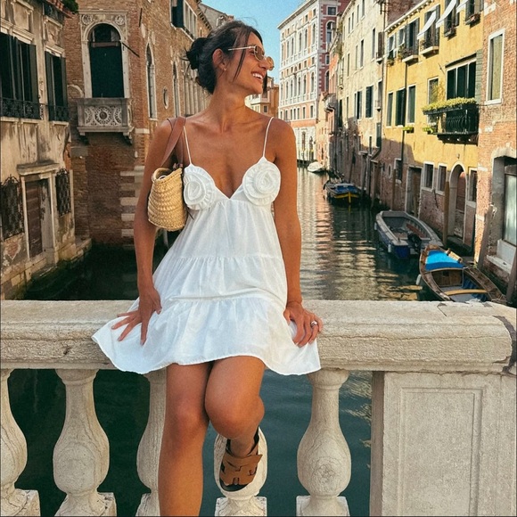 Zara | Flower White Summer Dress - Picture 8 of 16